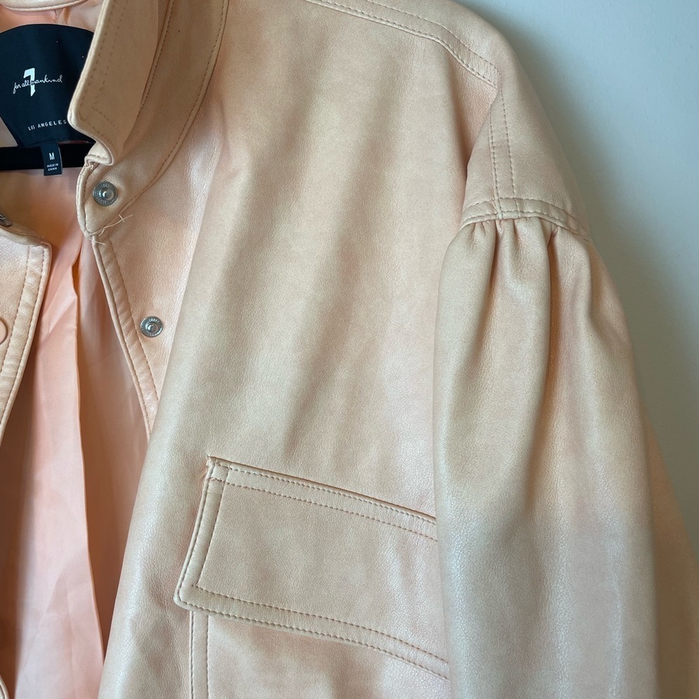 7 for All Mankind Peach Faux Leather Oversized Bomber Jacket Women’s Size Medium - Picture 3 of 13